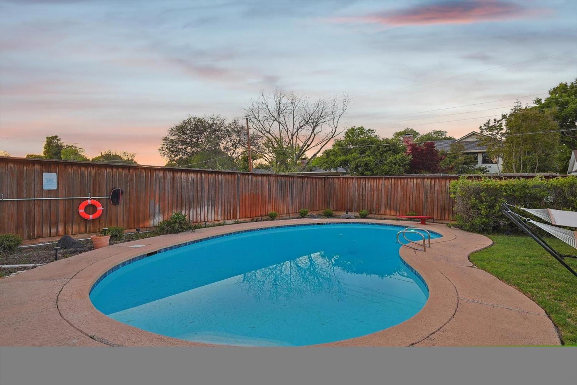Spectacular 6Br 2,5Ba Holiday Home With Pool Dallas Exterior foto